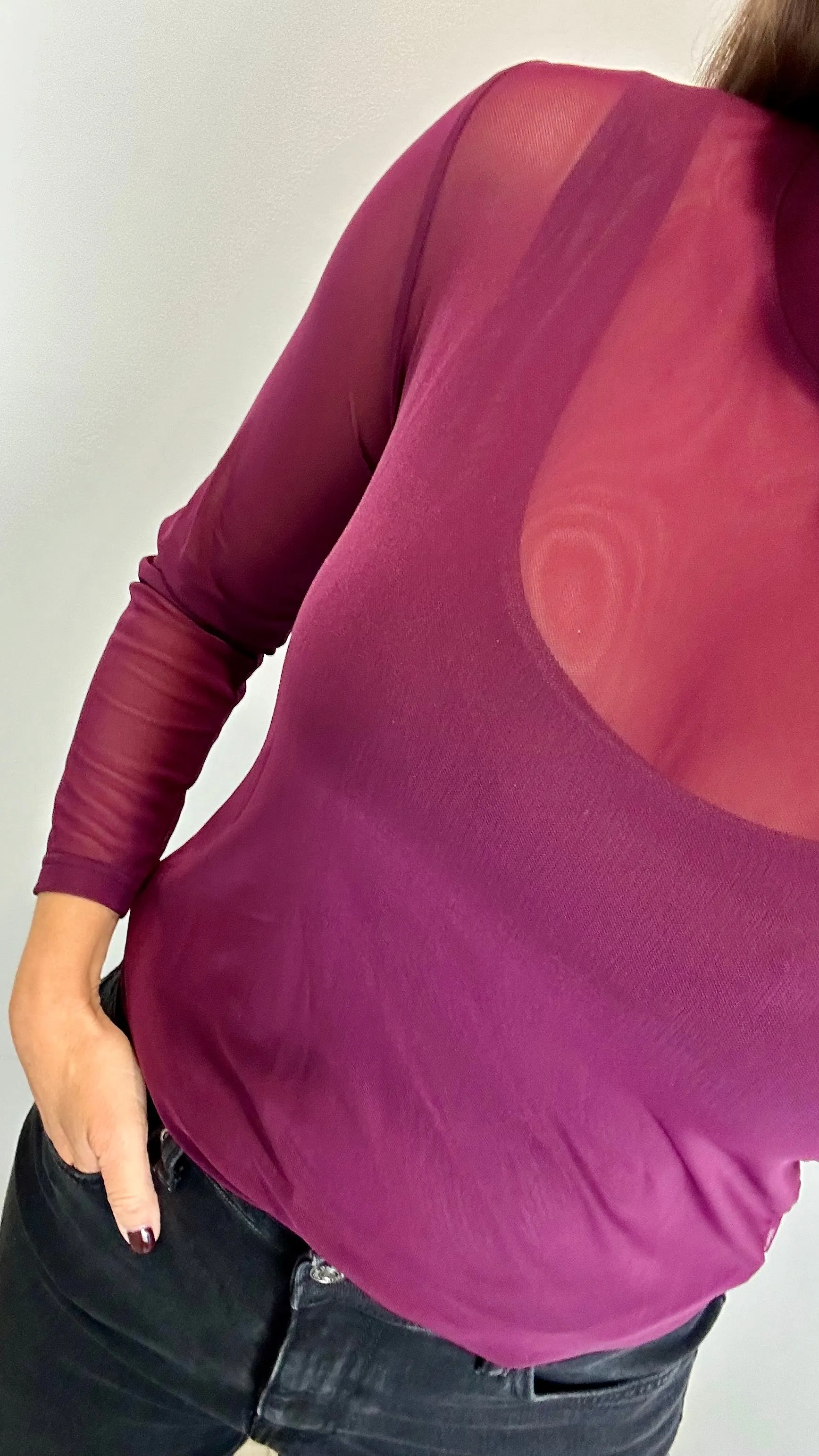 BORDEAUX SHEER TOP