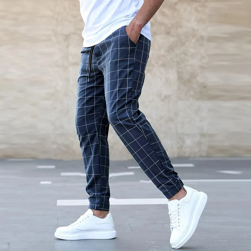 Casual and Comfortable Everyday Pants for Men