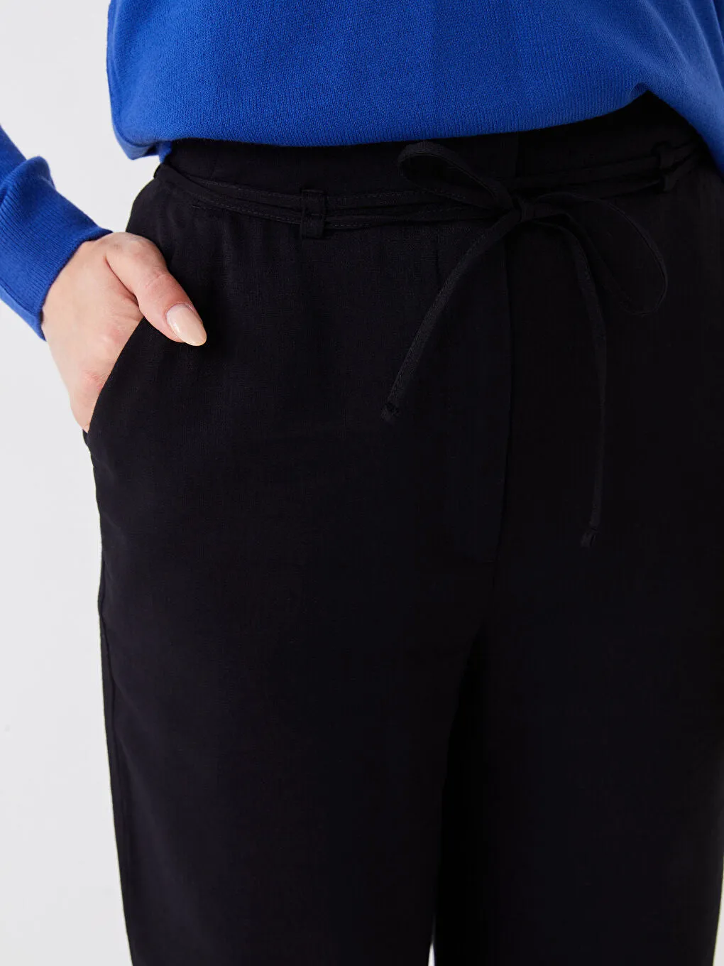 Comfortable Fit Women Trousers With Elastic Waist