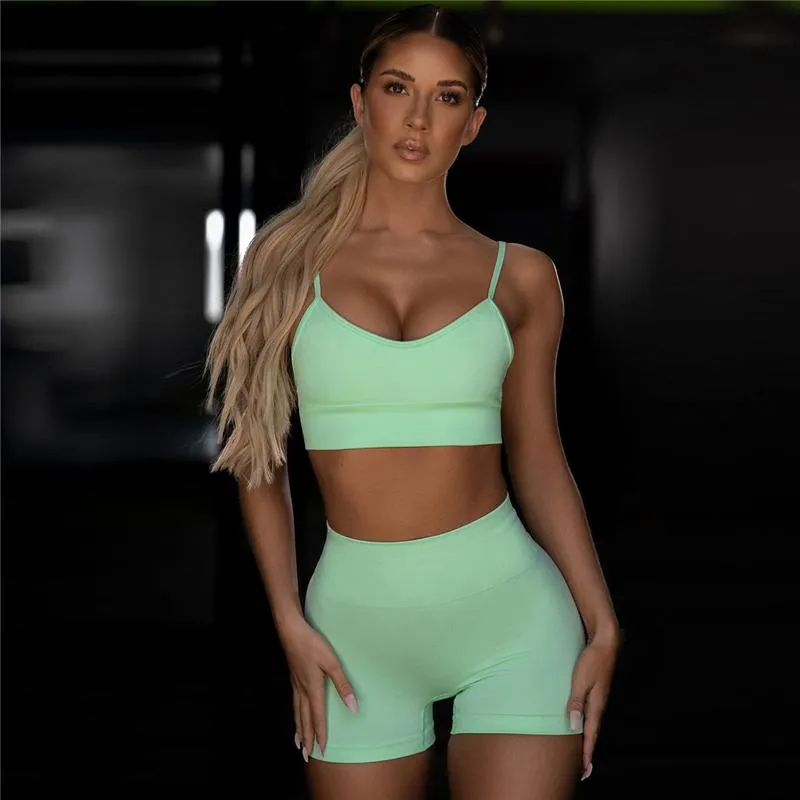 Empower Seamless Short