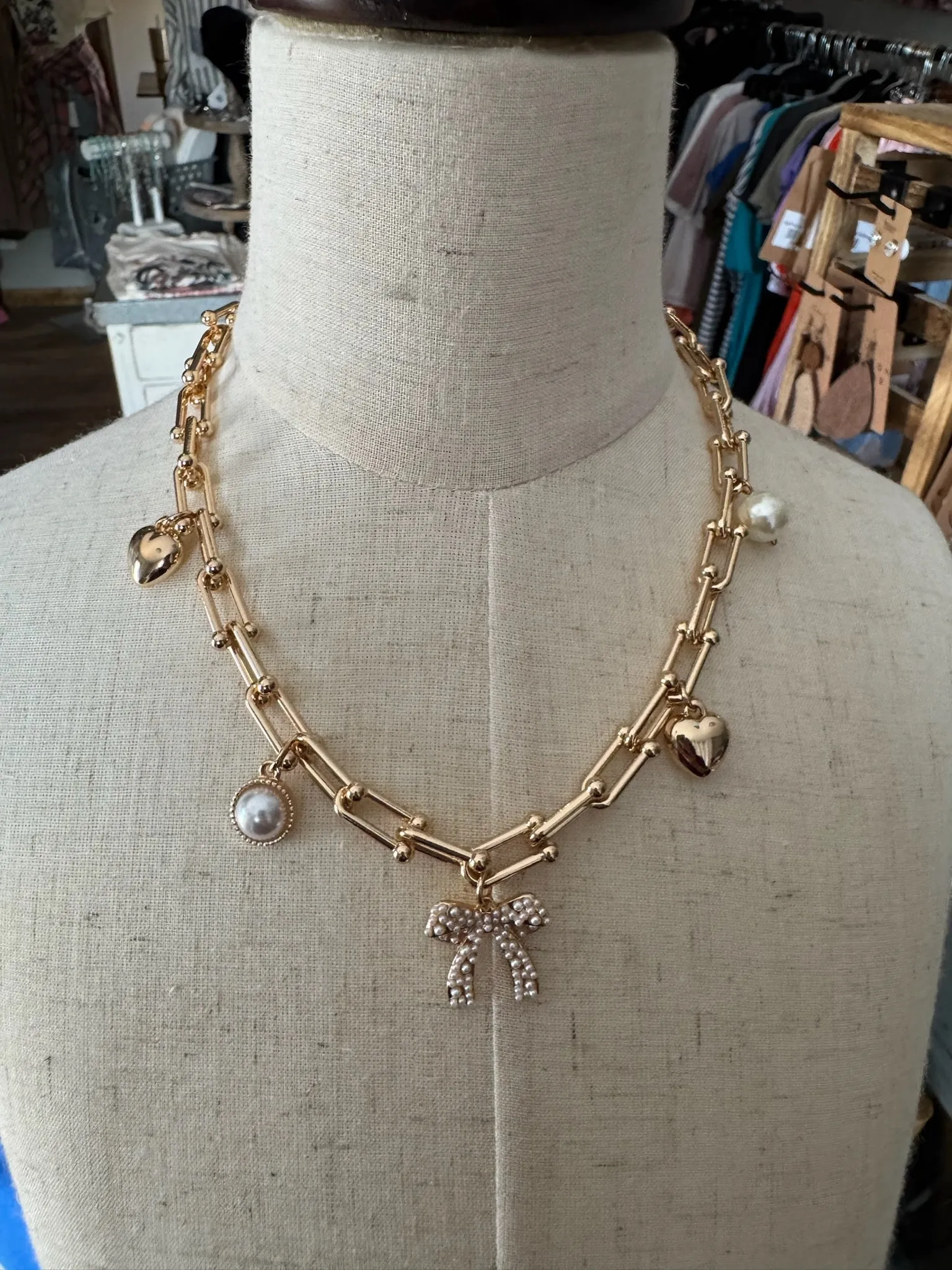 HEART & BOW CO. NECKLACE