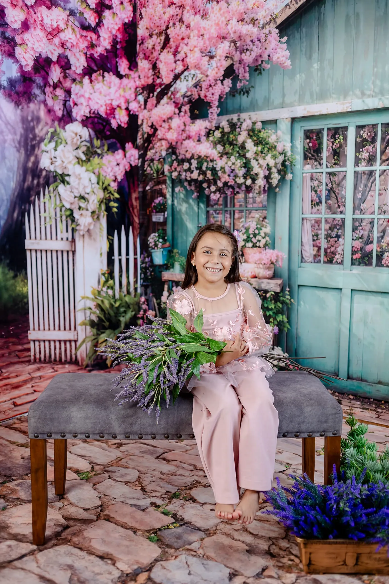 Kate Spring Flowers Fence Room Set