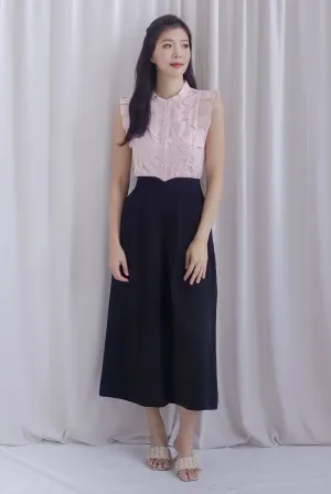 Kydra Curve In Waist Pants In Black