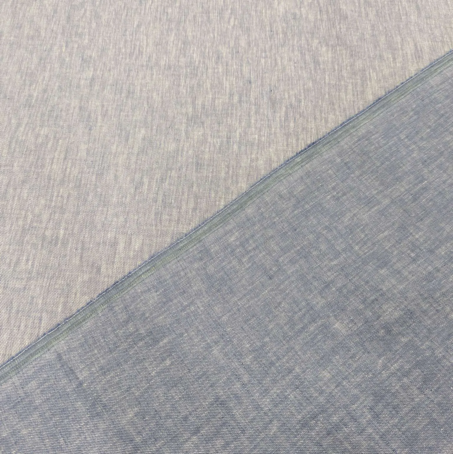 Luna Chambray, Sky