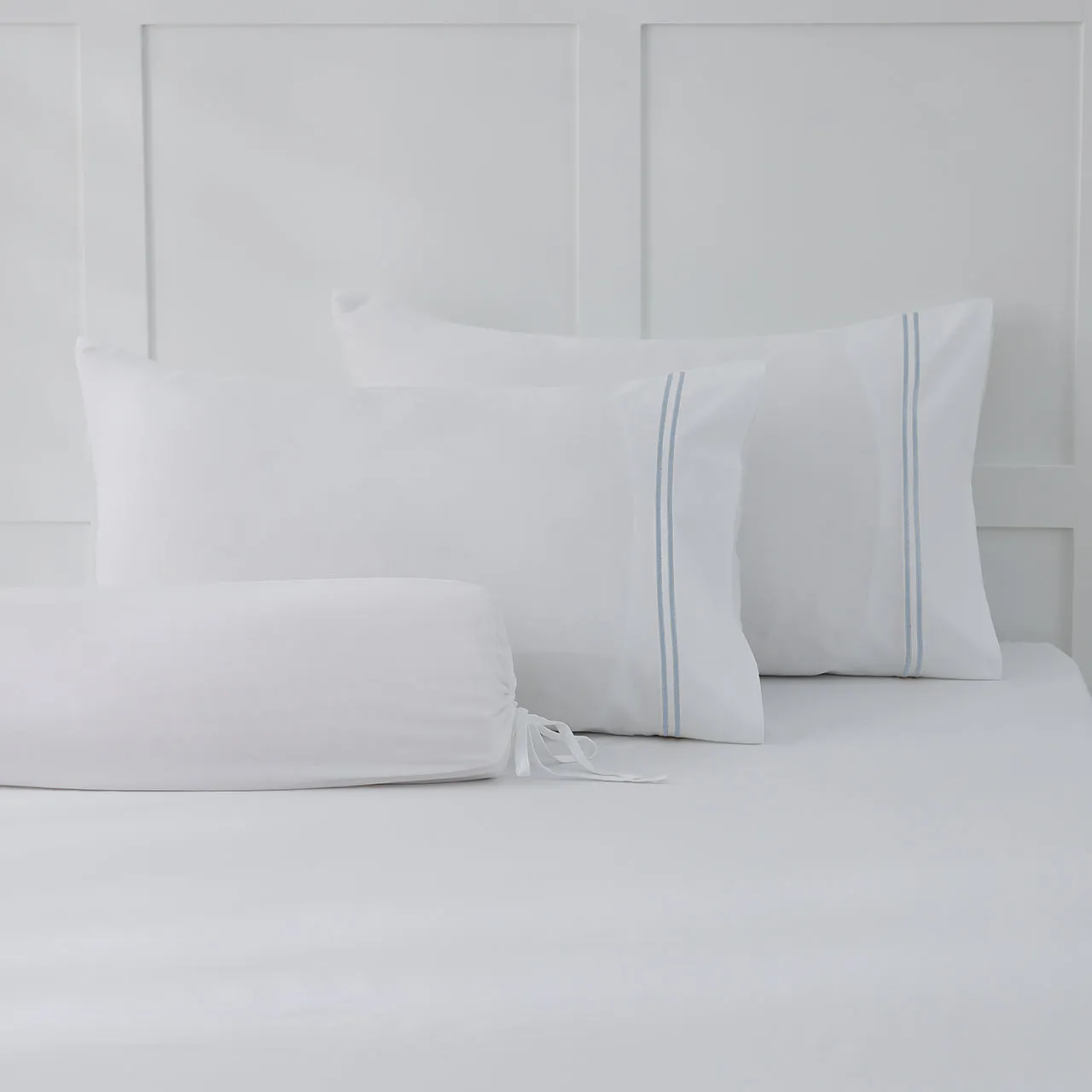 Royale 1000TC Embroidered Fitted Sheet Set Hotel Collection by Robinsons