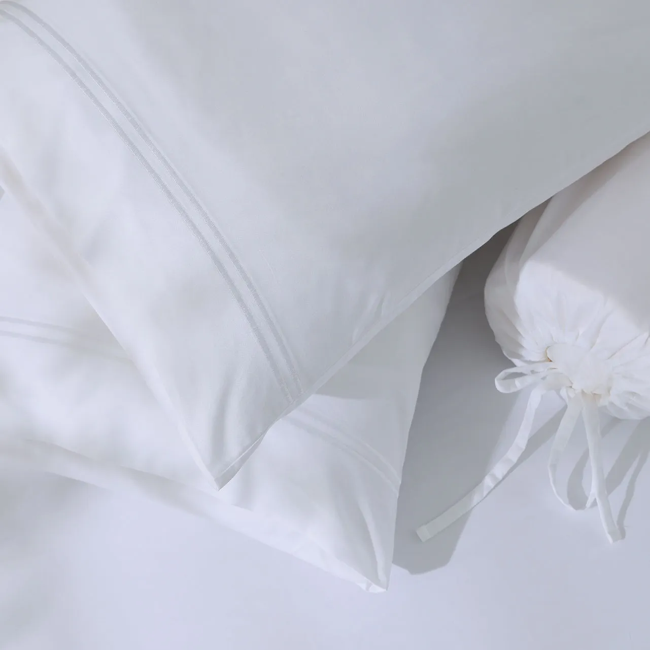 Royale 1000TC Embroidered Fitted Sheet Set Hotel Collection by Robinsons
