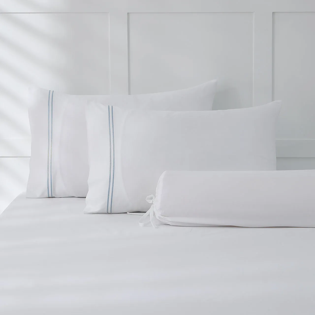 Royale 1000TC Embroidered Fitted Sheet Set Hotel Collection by Robinsons