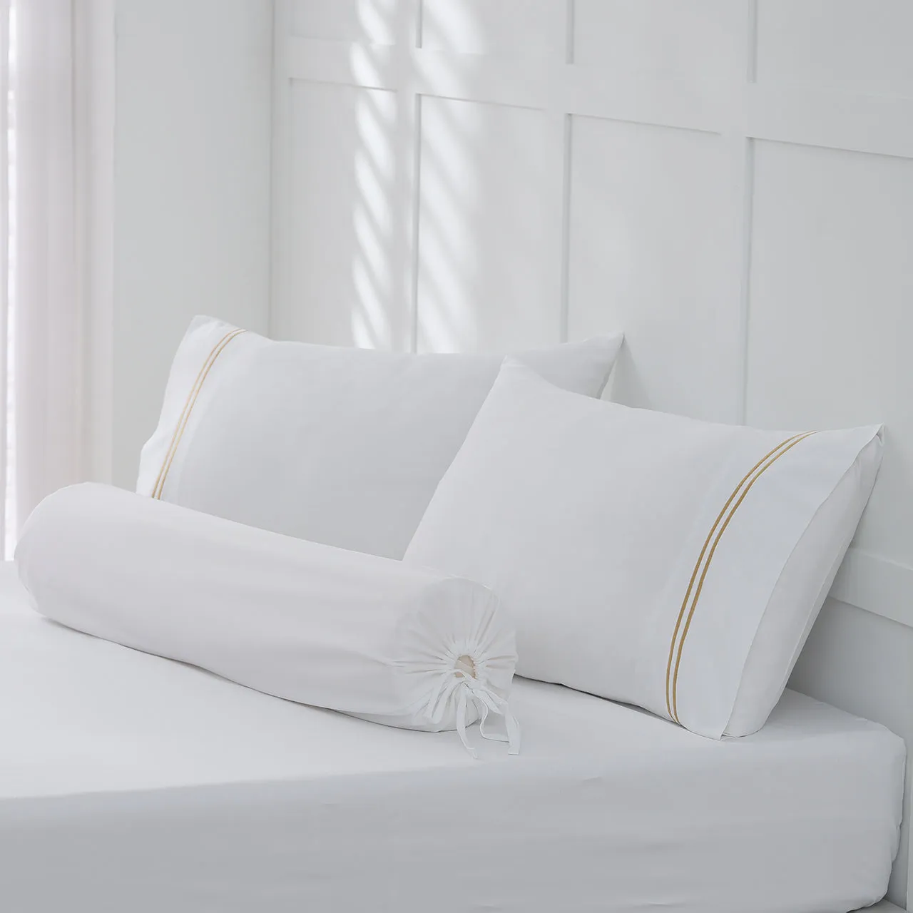 Royale 1000TC Embroidered Fitted Sheet Set Hotel Collection by Robinsons