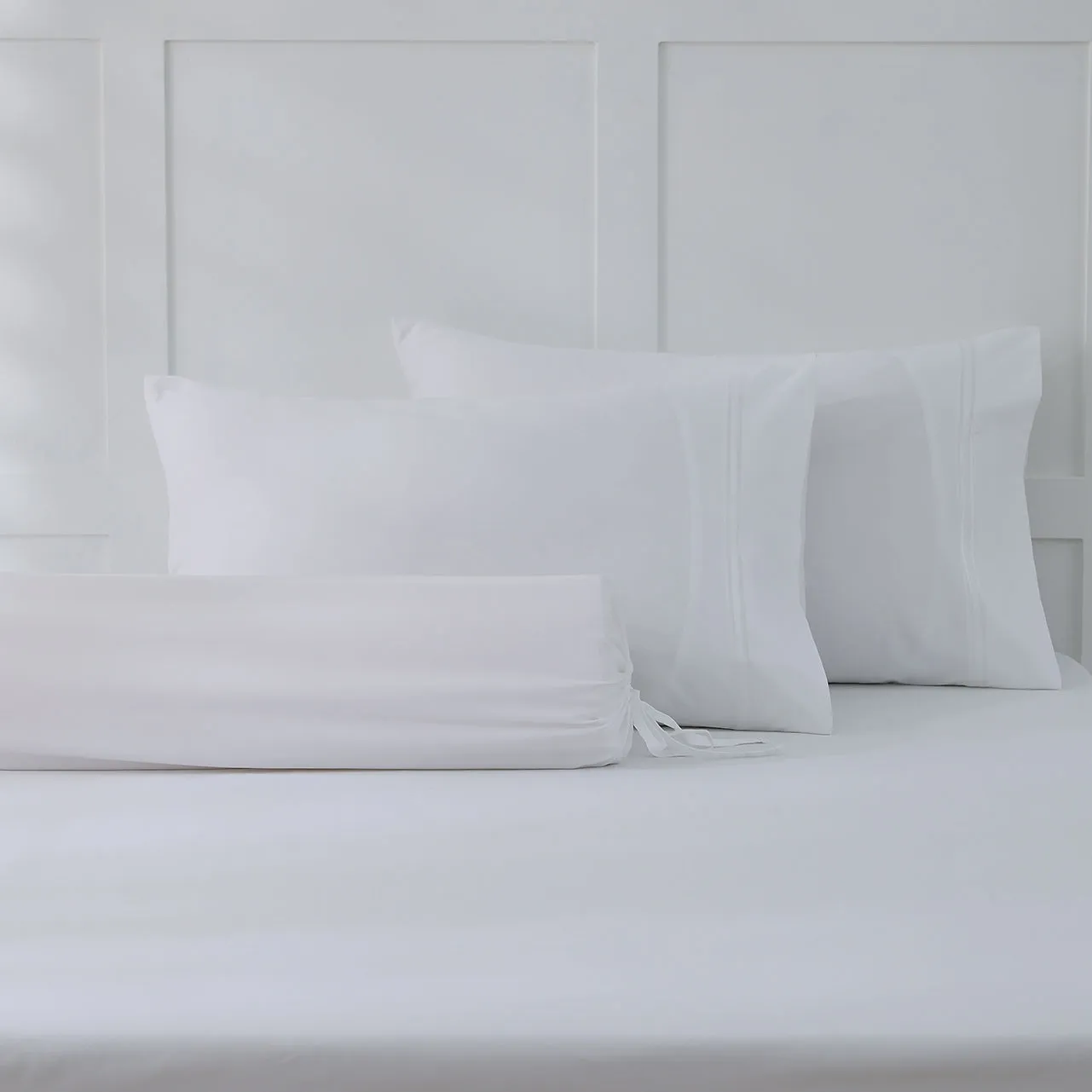 Royale 1000TC Embroidered Fitted Sheet Set Hotel Collection by Robinsons