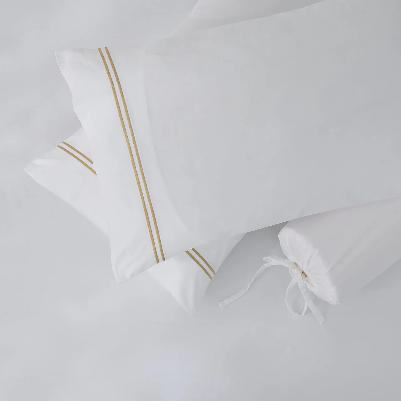 Royale 1000TC Embroidered Fitted Sheet Set Hotel Collection by Robinsons