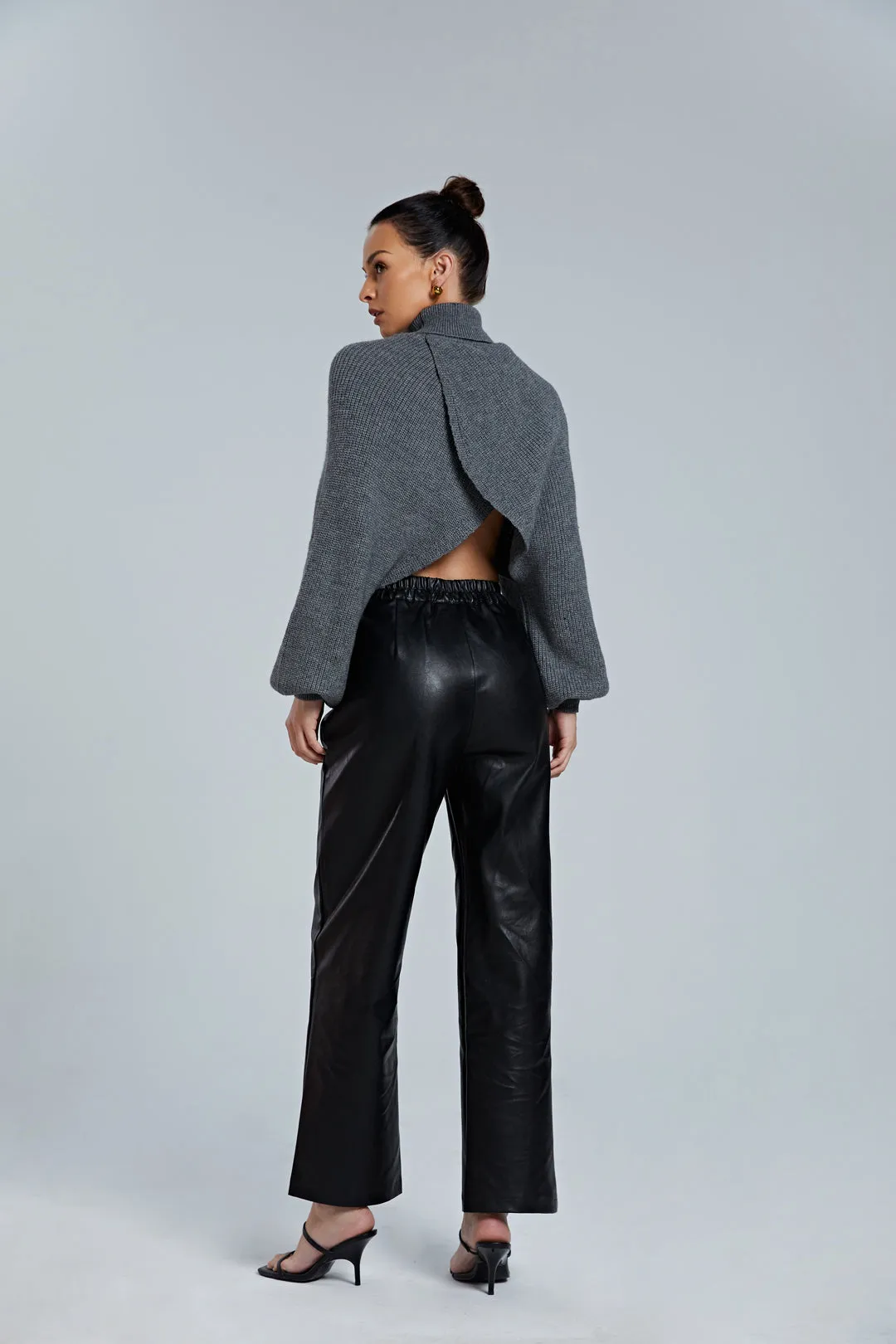 Shirley - Stylish Batwing Sleeve Woman's Turtleneck Crop Sweater