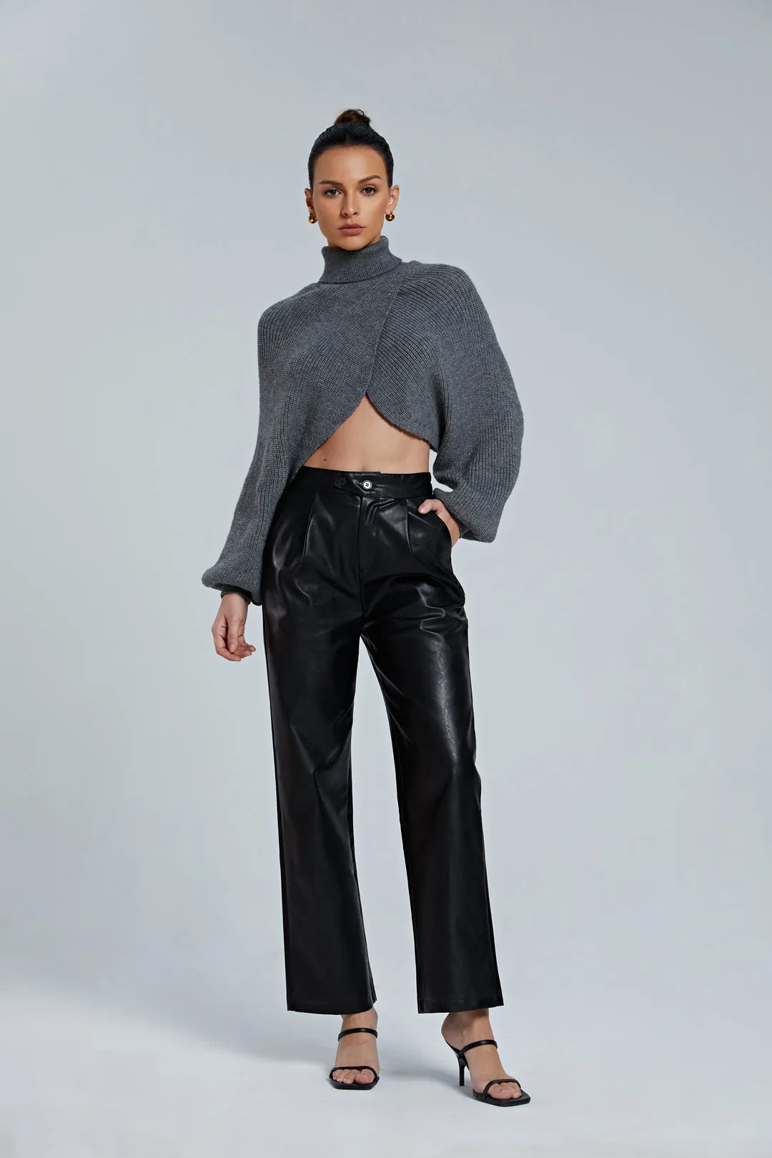 Shirley - Stylish Batwing Sleeve Woman's Turtleneck Crop Sweater