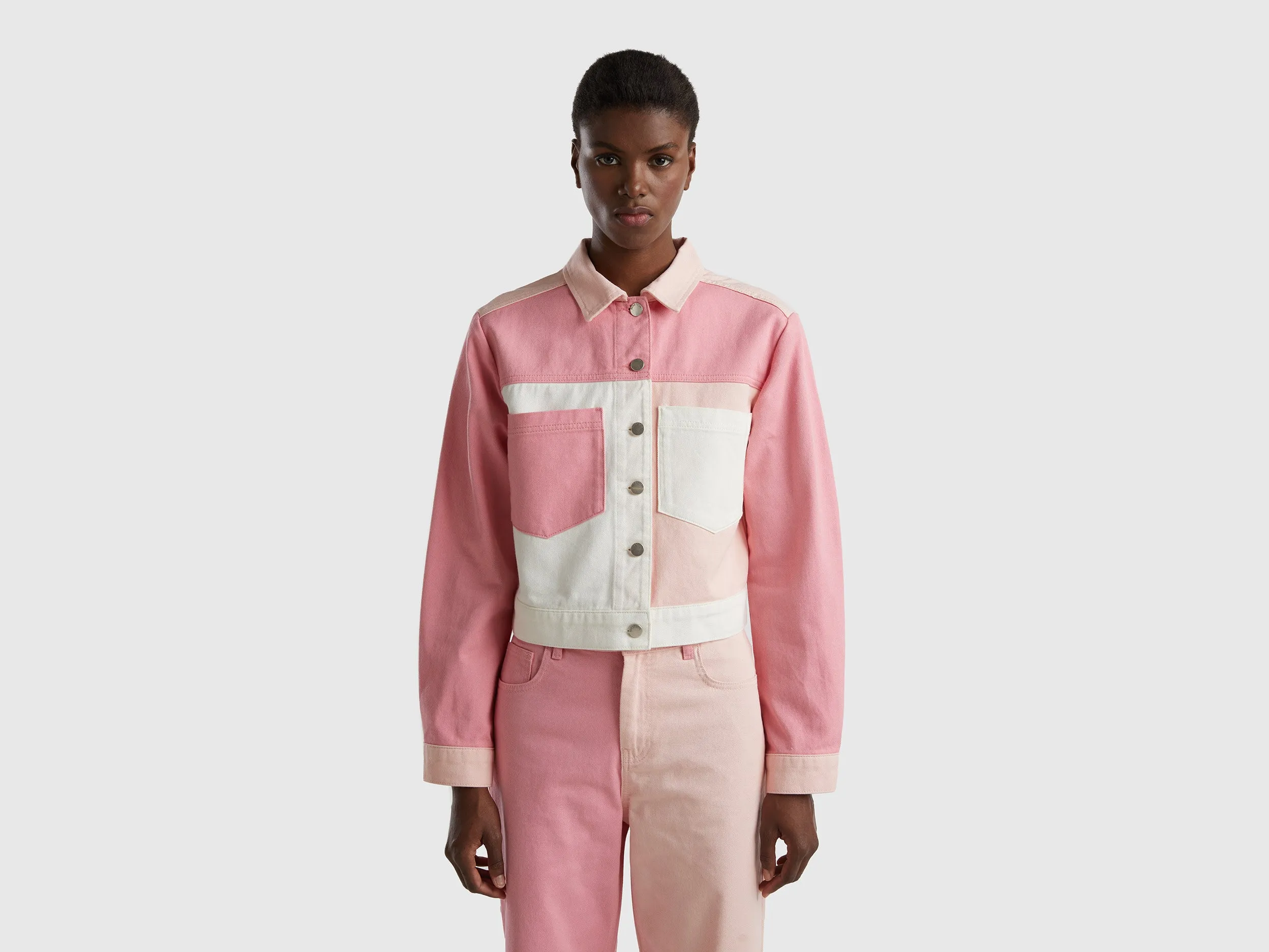 SHORT COLOR BLOCK JACKET