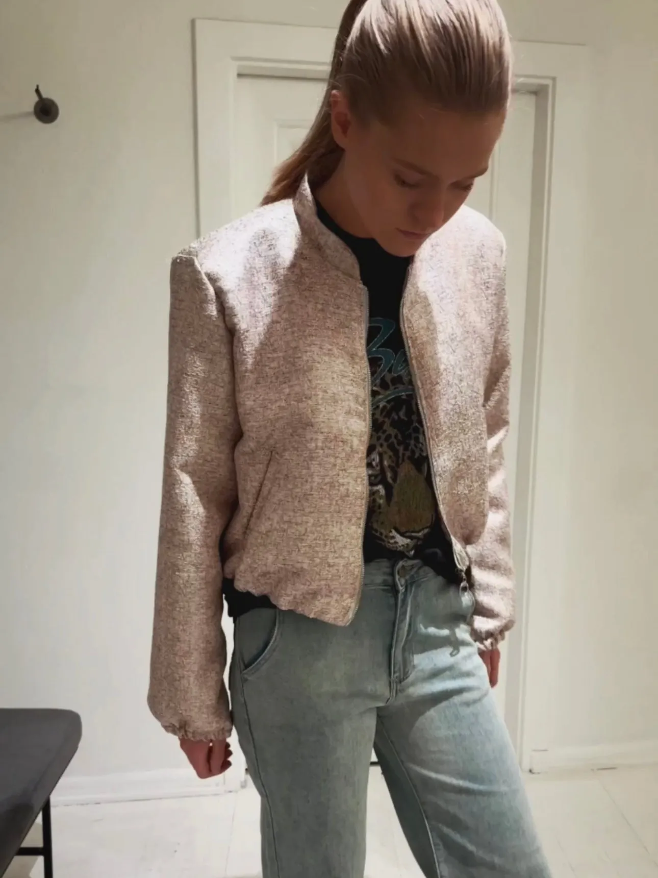 SHORT JACKET - PINK/GOLD