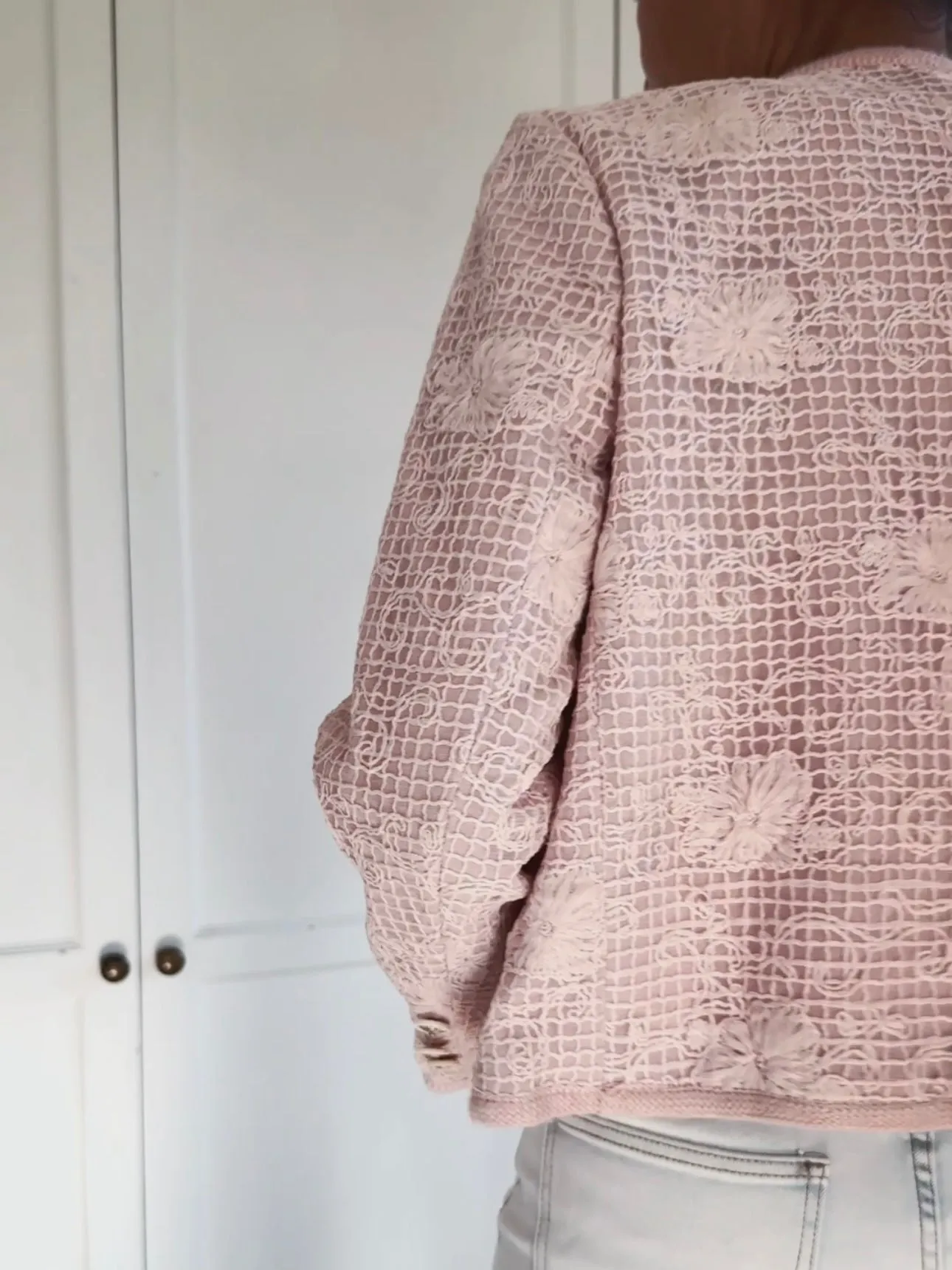 SHORT JACKET WITH DETAILS - PINK