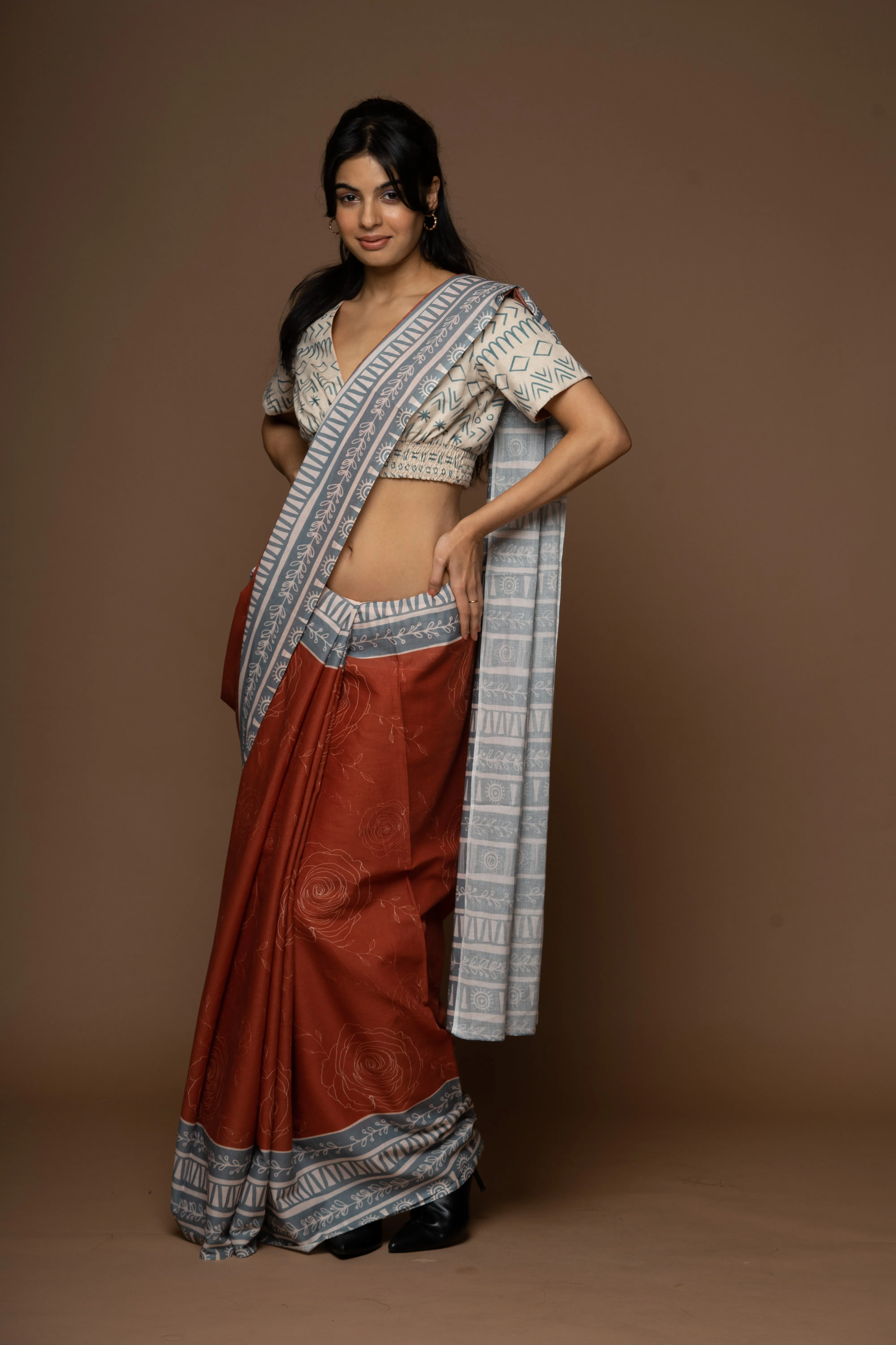 Sketchy Petals Cotton Sari