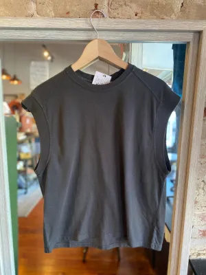 Sleeveless Tank Top - Black