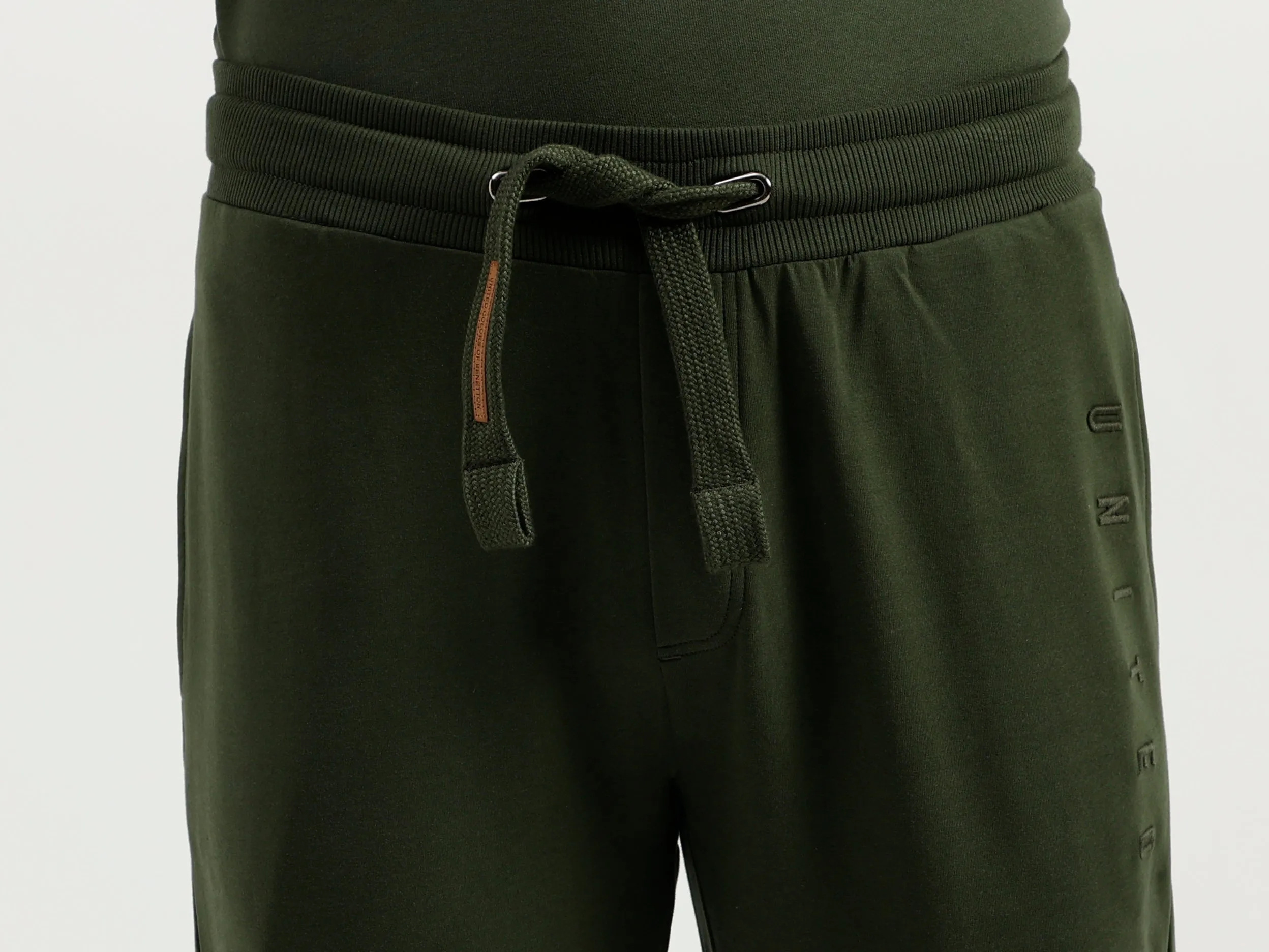 Solid Pattern Trousers