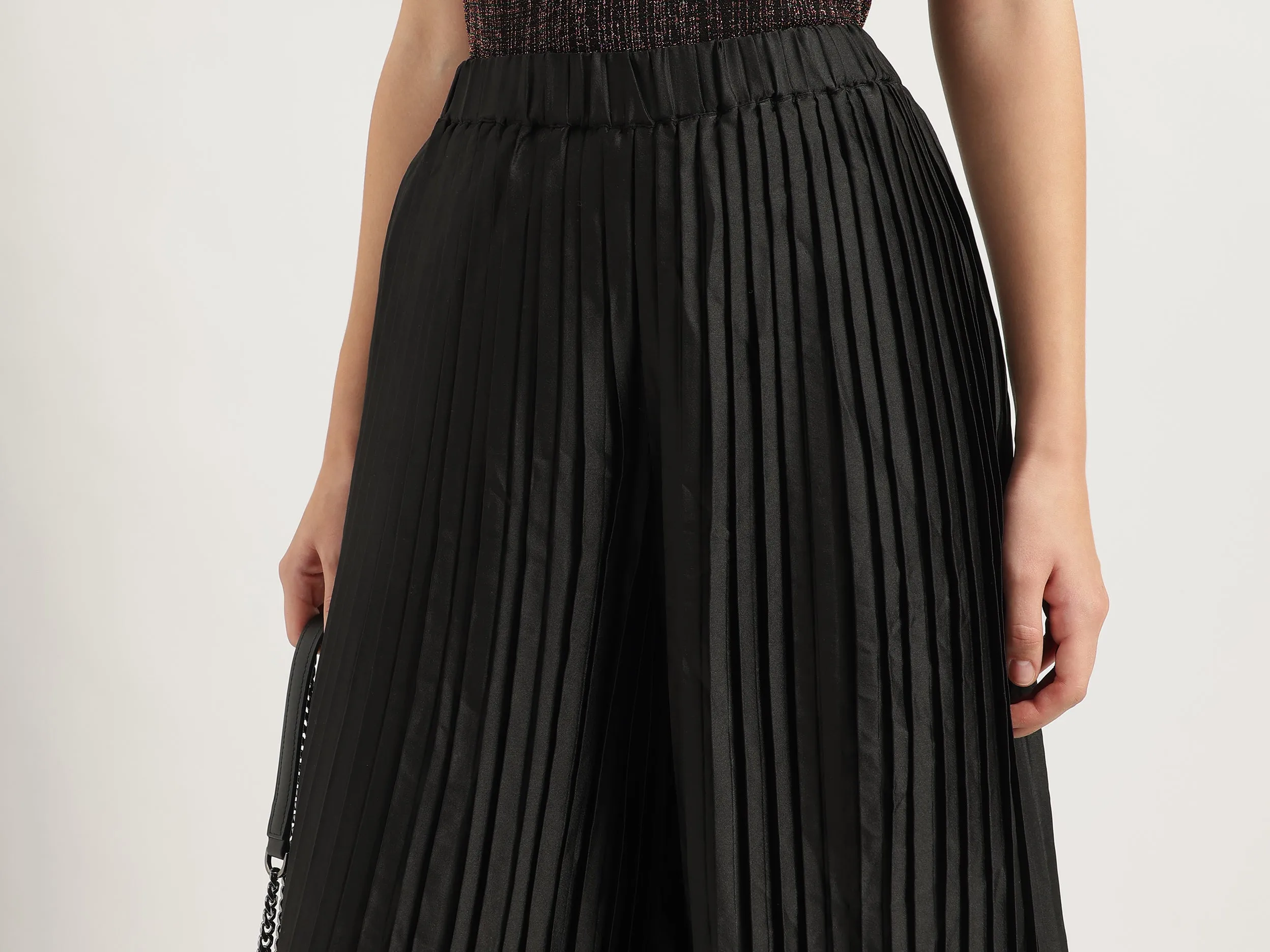 Solid Wide Leg Fit Trousers