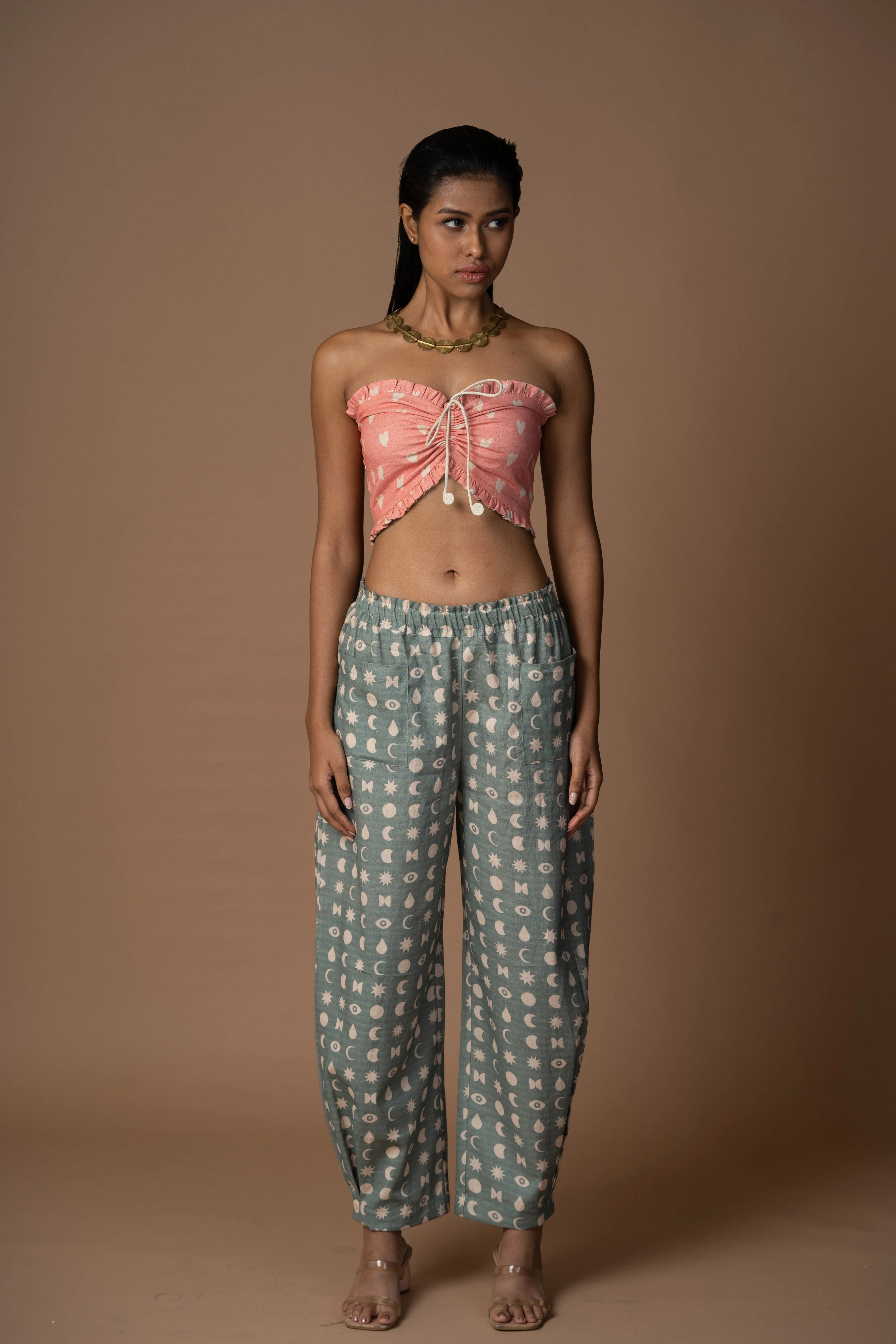 Subtle Pleats Pants in Seen it all Pattern