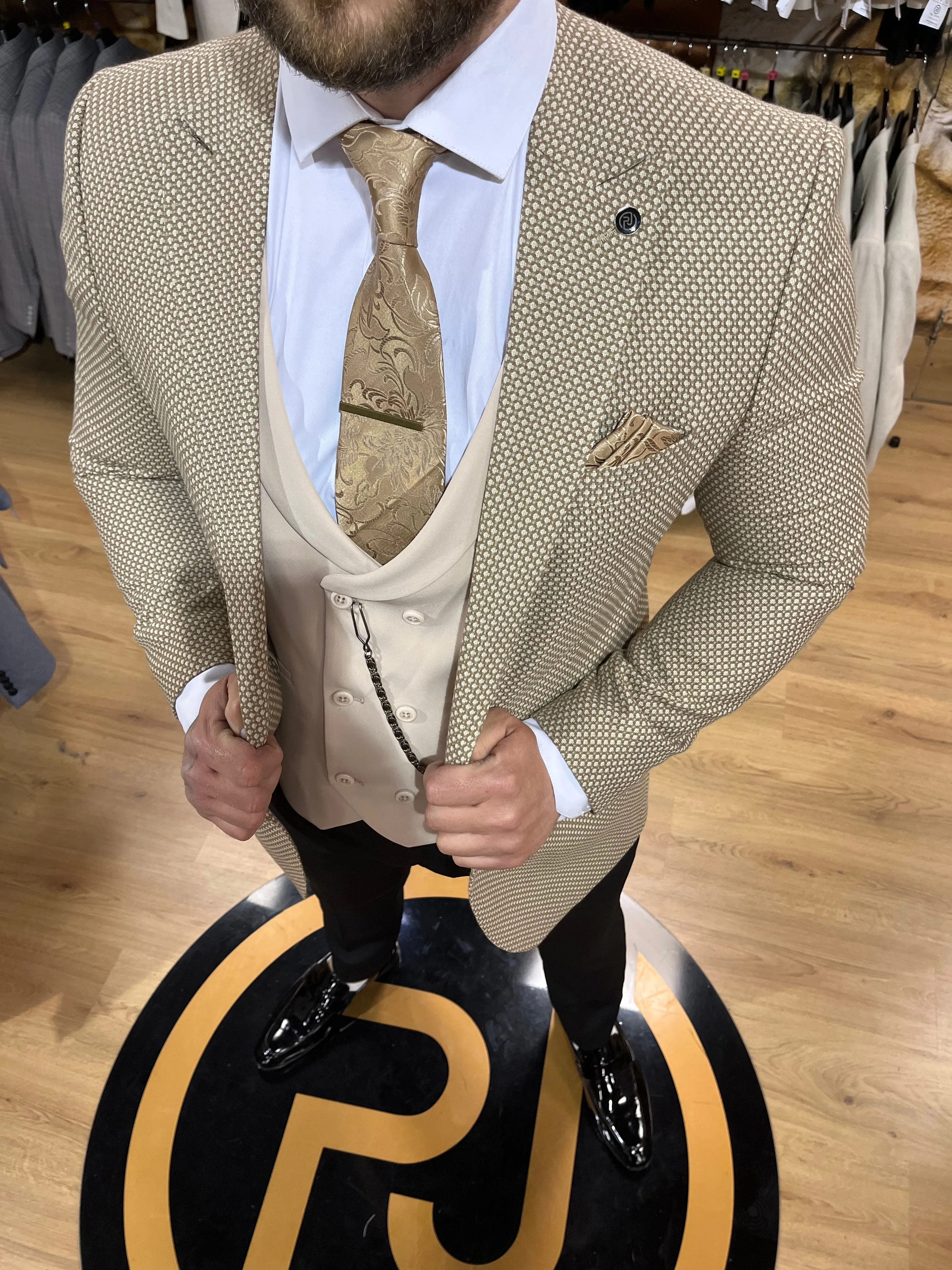 Warhol - Beige/Cream 3 Piece Suit