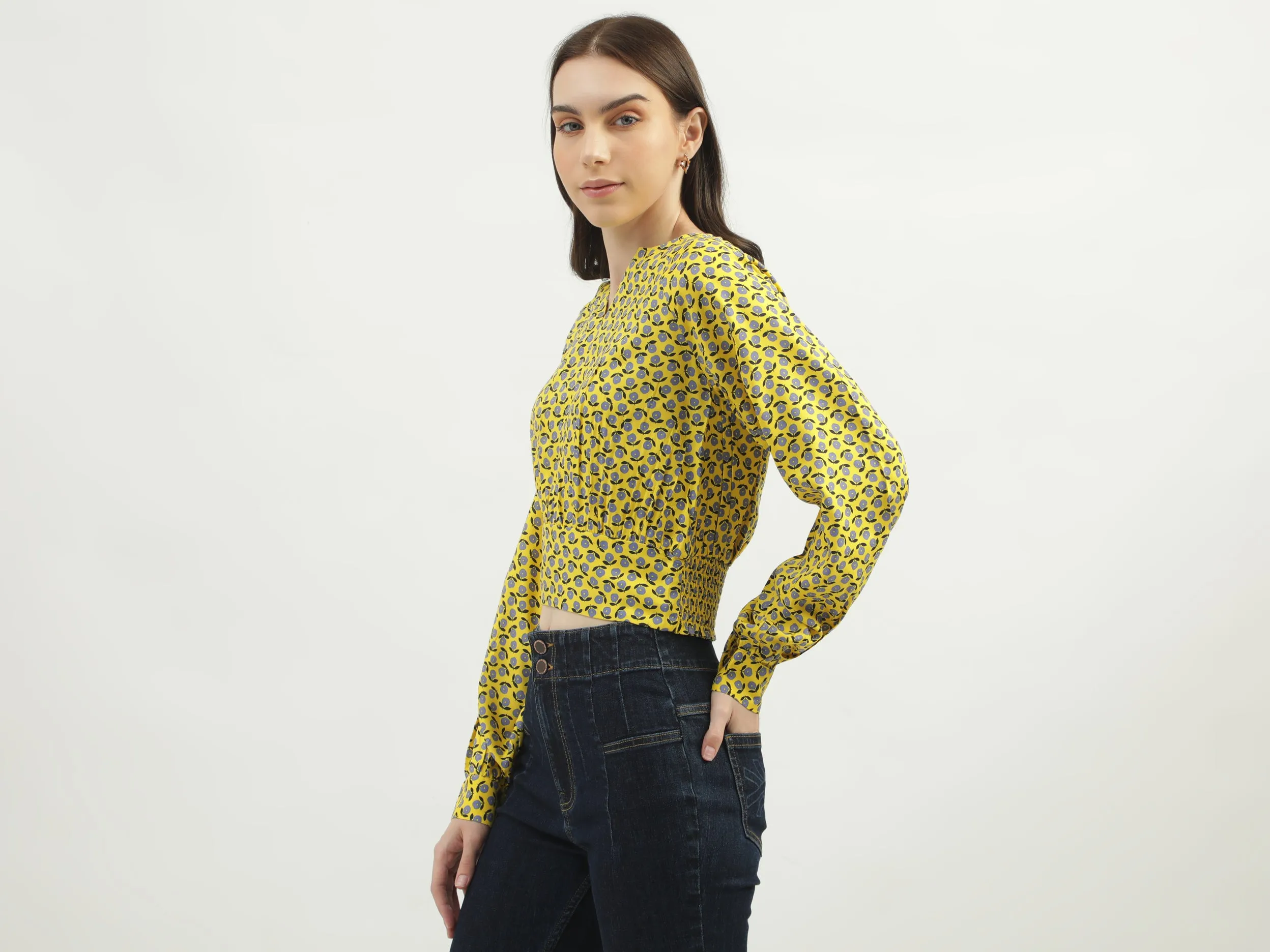 Women's Regular Fit V-Neck Floral Tops